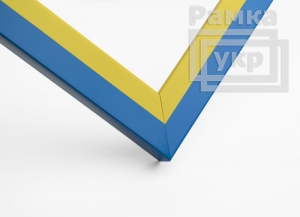 Рамка А6 пластикова, жовто-блакитна українська, форма - квадрат 22 мм
